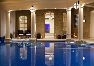 Relax and Unwind: The Ultimate Guide to Jacuzzi Baths at Stutelea Hotel sidebar image